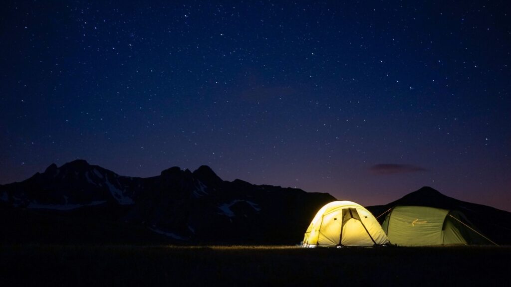 夜空とテント